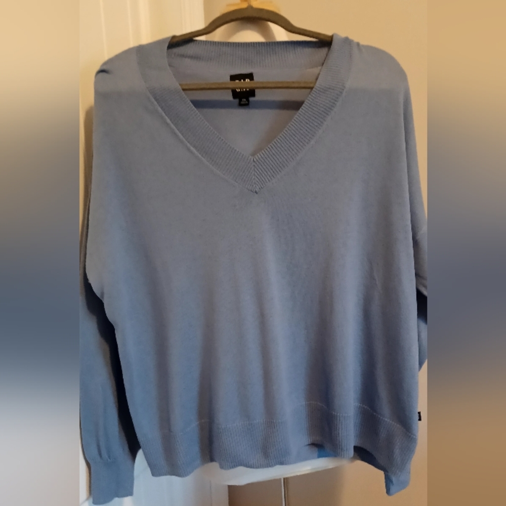 GAP Relaxed fit Comfortable Lightweight V Neck Sweater. Sz XXL